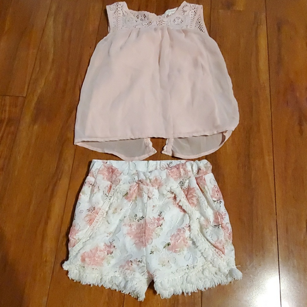 Girl Short set Sz 5